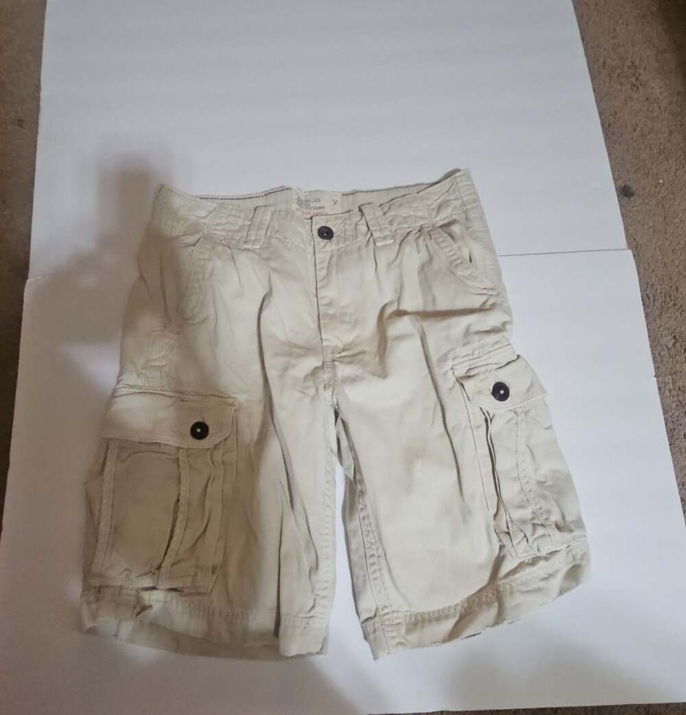 American Eagle Outfitters Cargo Shorts Size 30 Beige Classic Length